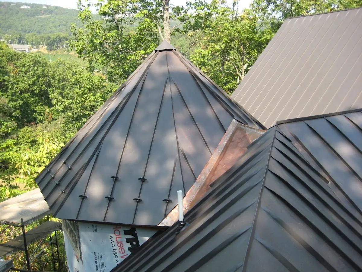 Professional Shingle Replacement & Repair by Craftsman Roofing in Rib Mountain